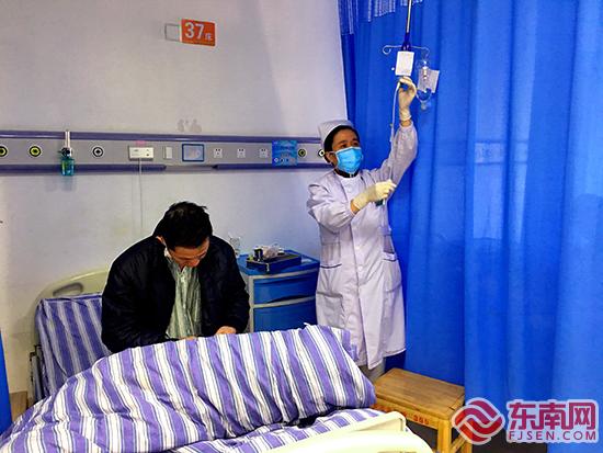 劉媽媽在臨床疫情防控戰線  (蔡國燦 攝).jpg