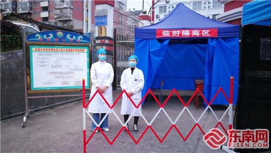 醫護人員值守.jpg