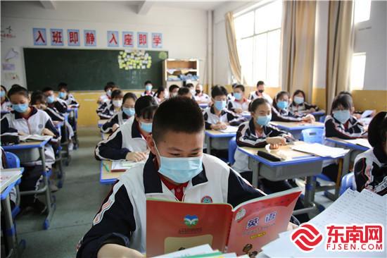 傳來瑯瑯讀書聲.jpg