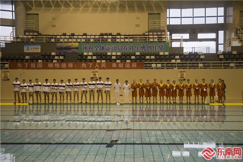 運動員入場，并分別介紹運動員。董觀生攝.jpg