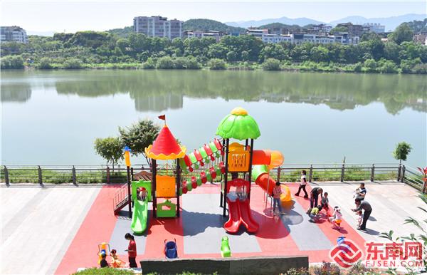 “微公園”點綴一河兩岸.jpg