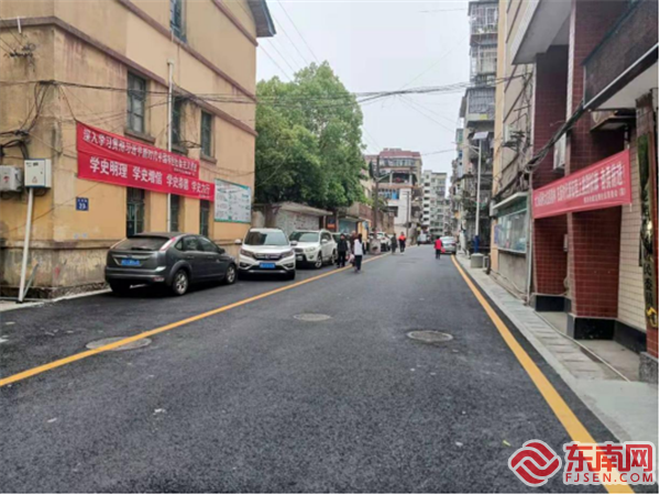 “三供一業”小區改造后的龍翔路.png