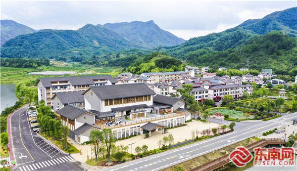 將樂縣常口村“兩山學堂”迎來各級各類學員。董觀生攝.jpg